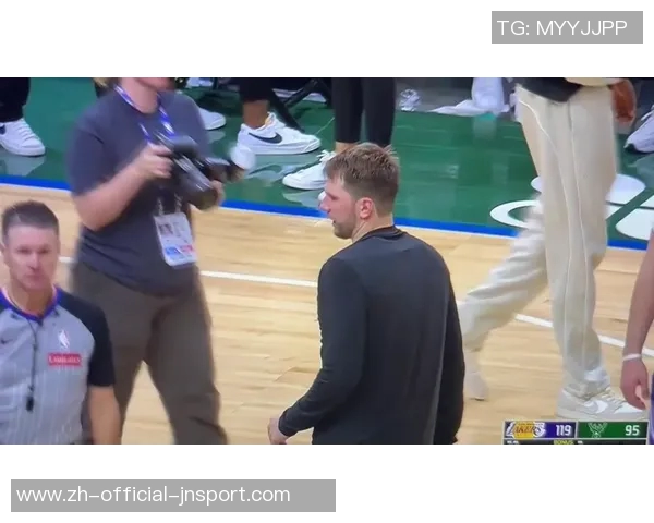 字母哥传球给蒂耶罗后者在社交媒体上致敬表达感激之情