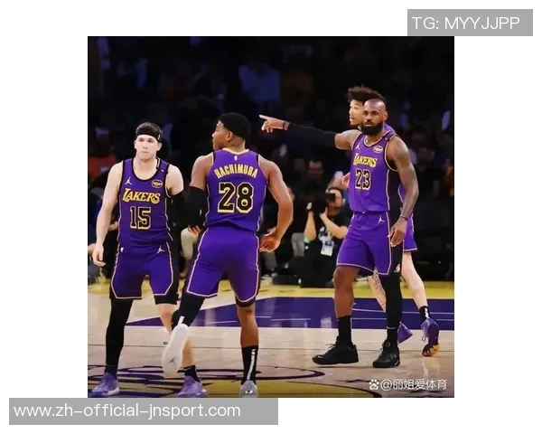 湖人实力提升显著逐渐与火箭并肩西部仅次雷霆掘金成争冠热门 湖人实力提升显著逐渐与火箭并肩西部仅次雷霆掘金成争冠热门