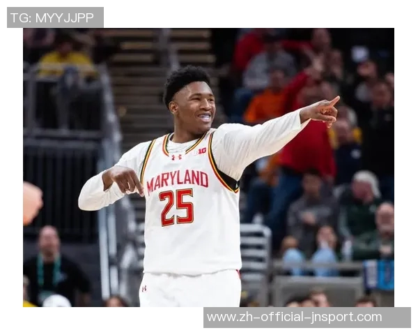 2025届新秀对决精彩纷呈哈珀与奎因赛后互换球衣展现友谊